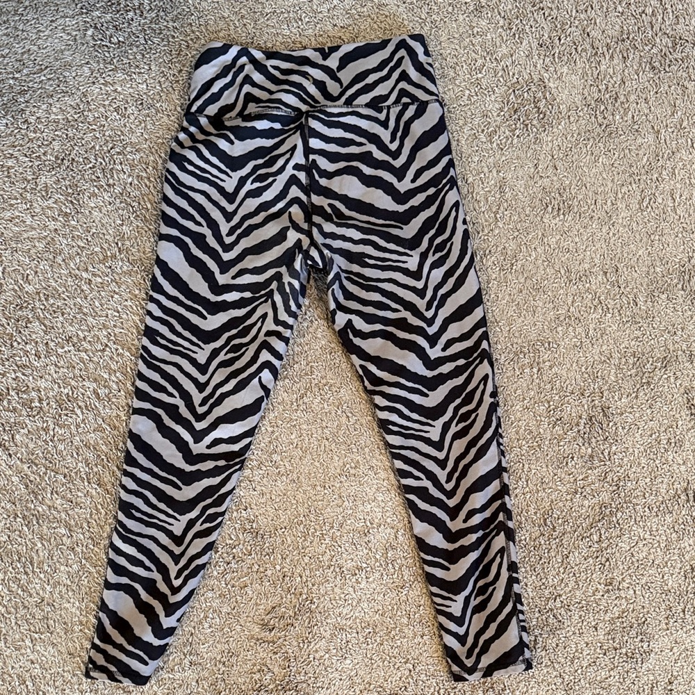 Jessica Simpson Black and White Zebra Leggings - Picture 3 of 3